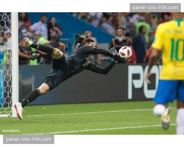 镜头追踪:山东泰山一次由门将发起的22秒快速反击进球全过程 镜头追踪:山东泰山一次由门将发起的22秒快速反击进球全过程